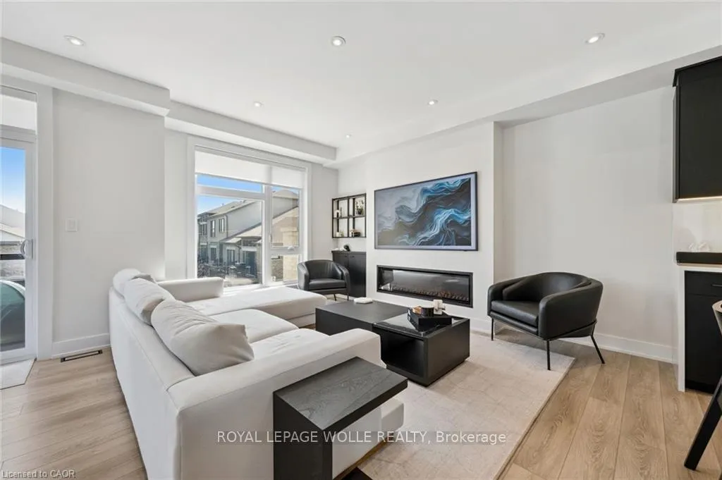 Photo 10 of Unit 42, 271 Grey Silo Road, Waterloo — HOMEH