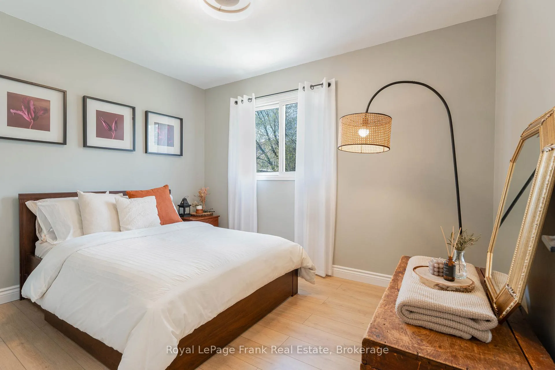 Photo 17 of 24 McGuire Crescent, Uxbridge — HOMEH