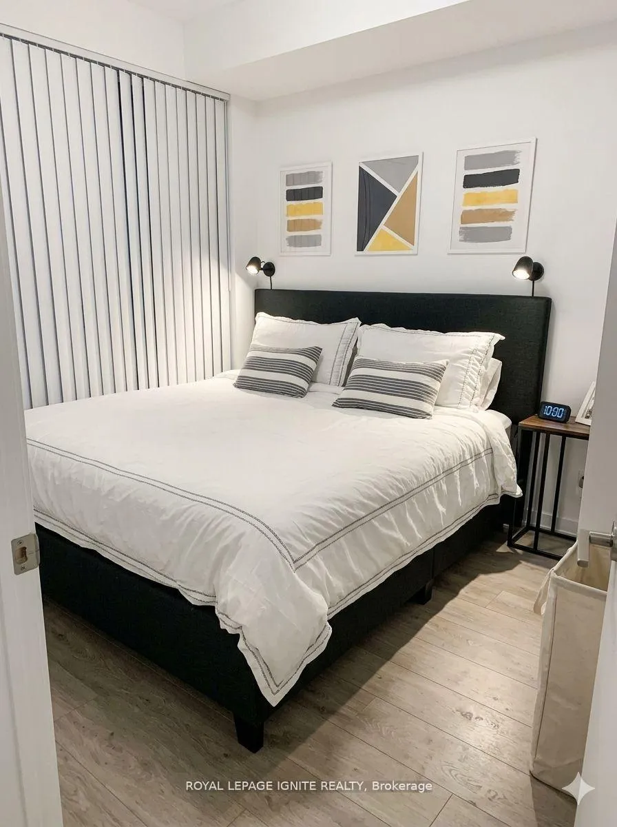 Photo 6 of Unit 2512, 7895 Jane Street, Vaughan, Concord — HOMEH
