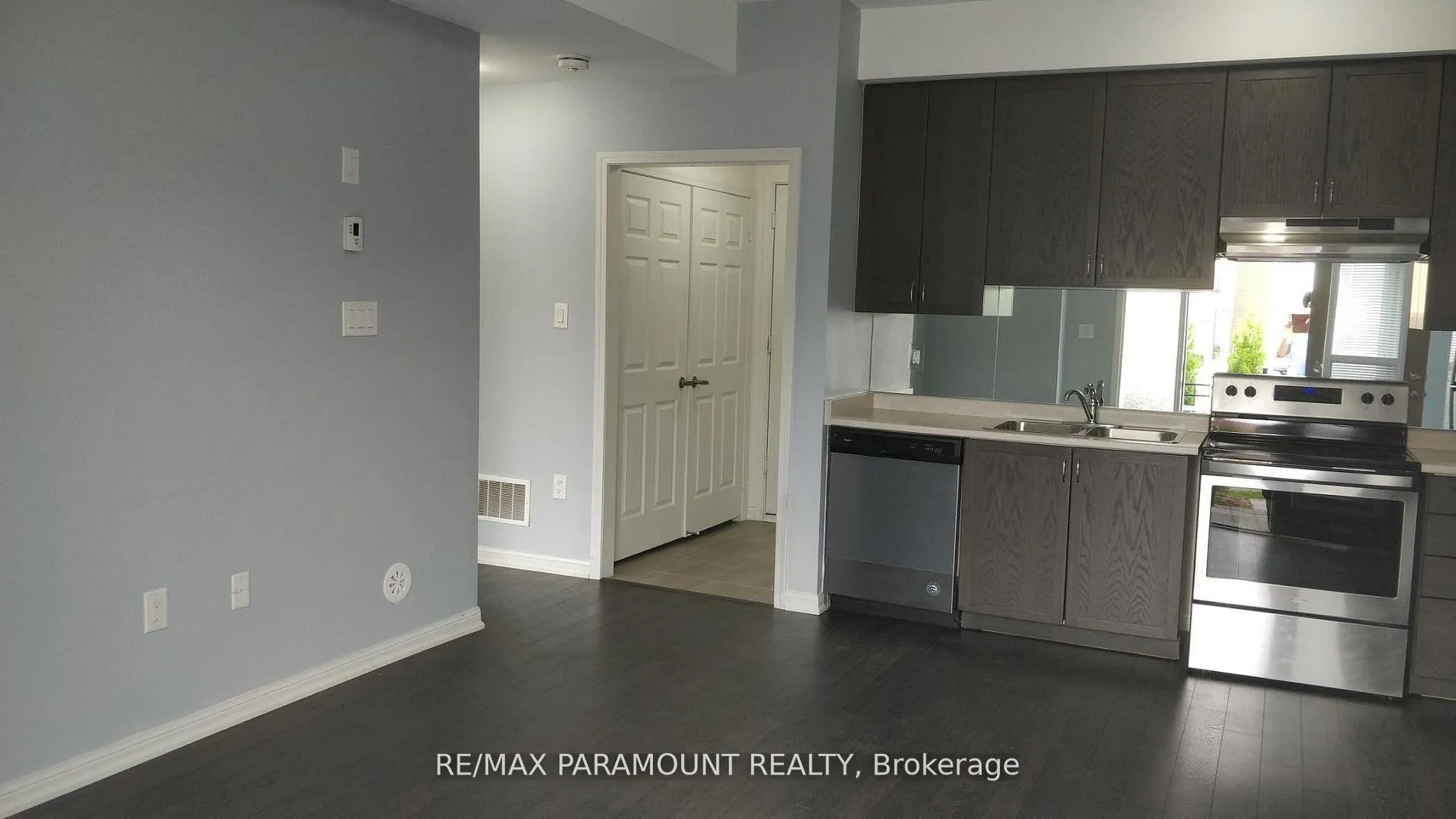 Photo 3 of Unit 44, 250 Sunny Meadow Boulevard, Brampton, Sandringham-Wellington — HOMEH