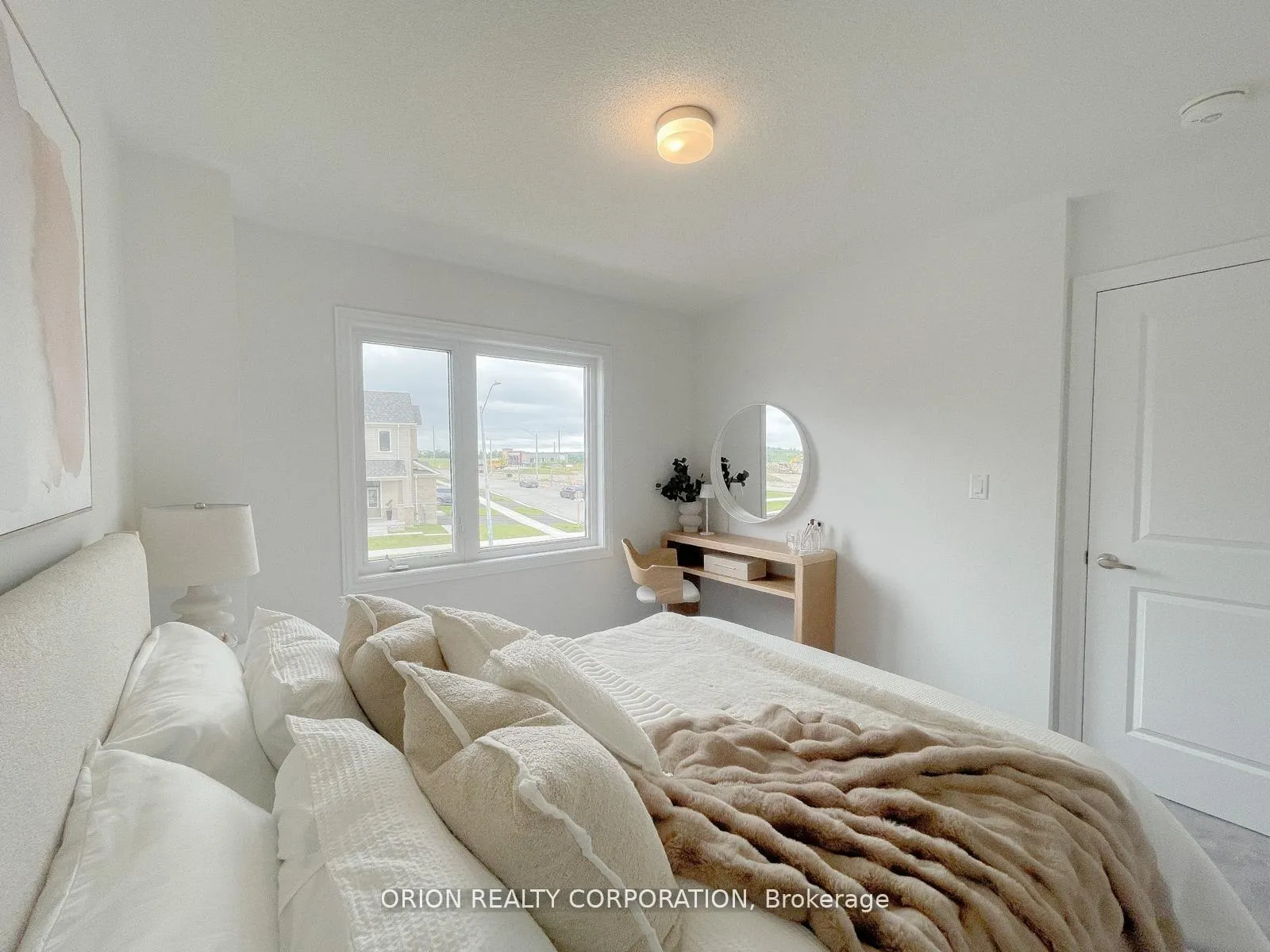 Photo 32 of 147 Fenchurch Manor, Barrie, Rural Barrie Southeast — HOMEH