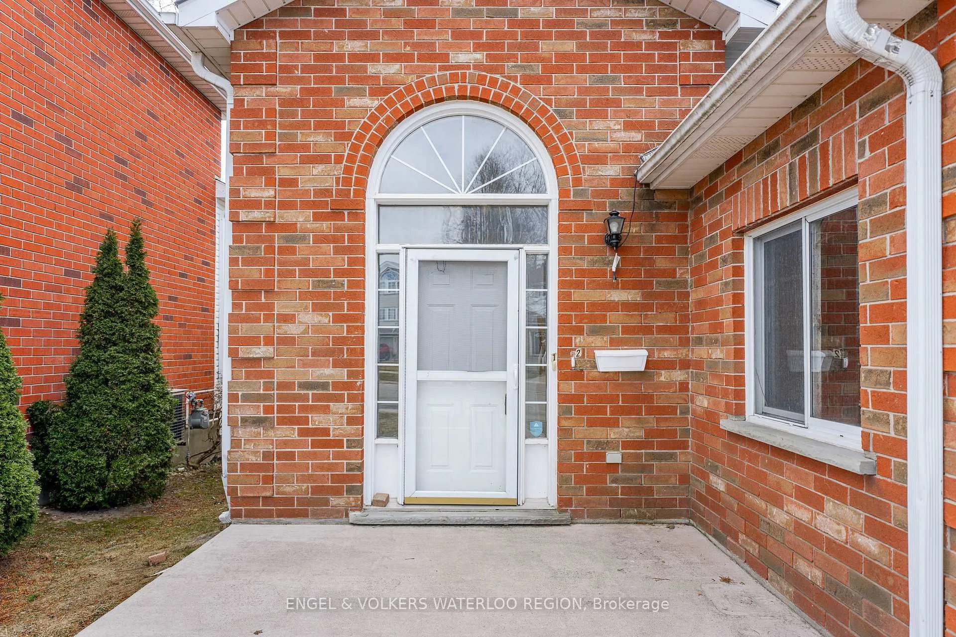 Photo 3 of 24 Stanmore Avenue, Kitchener, Grand River North — HOMEH