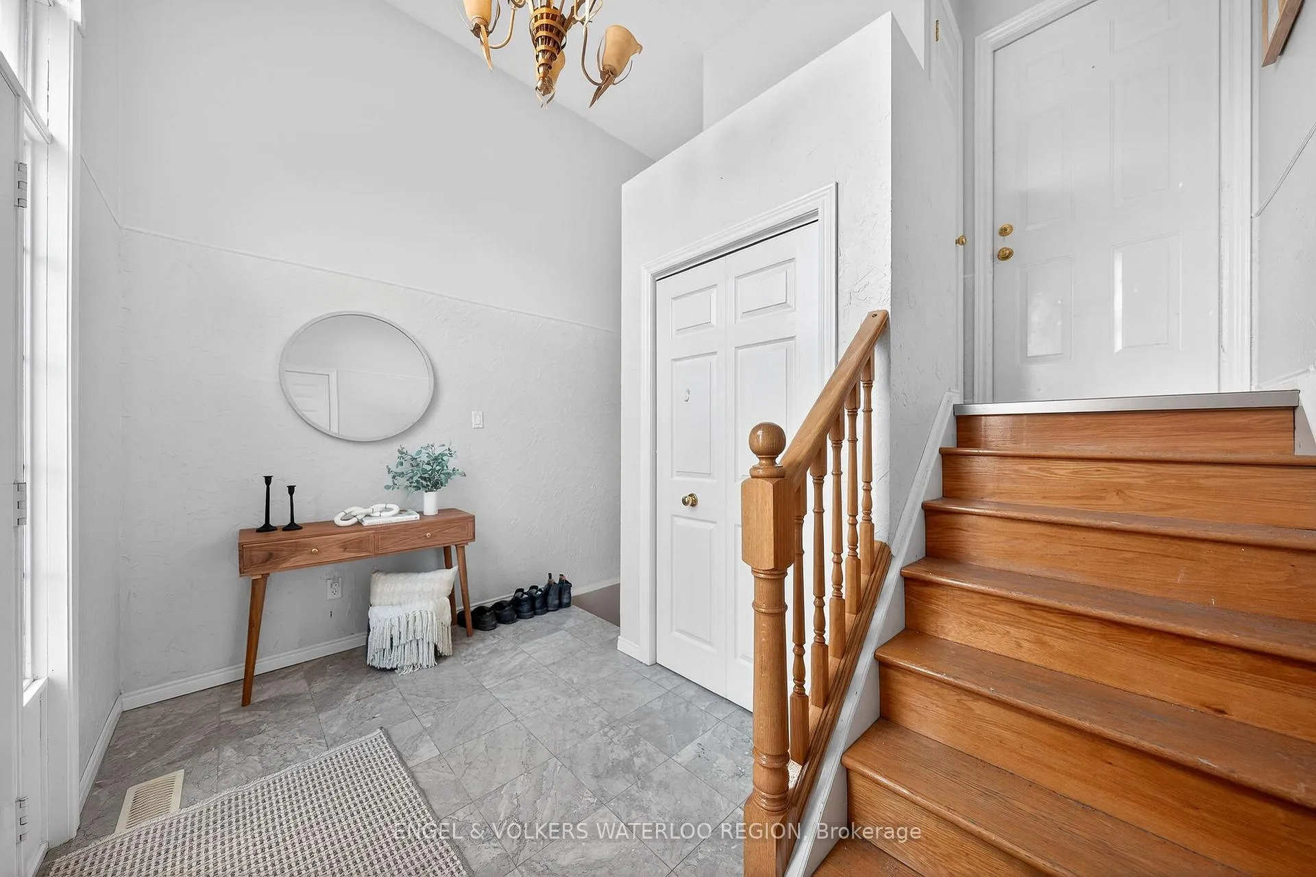Photo 5 of 24 Stanmore Avenue, Kitchener, Grand River North — HOMEH