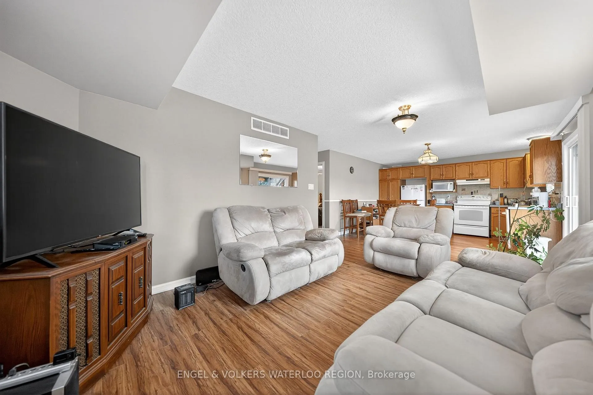 Photo 36 of 24 Stanmore Avenue, Kitchener, Grand River North — HOMEH
