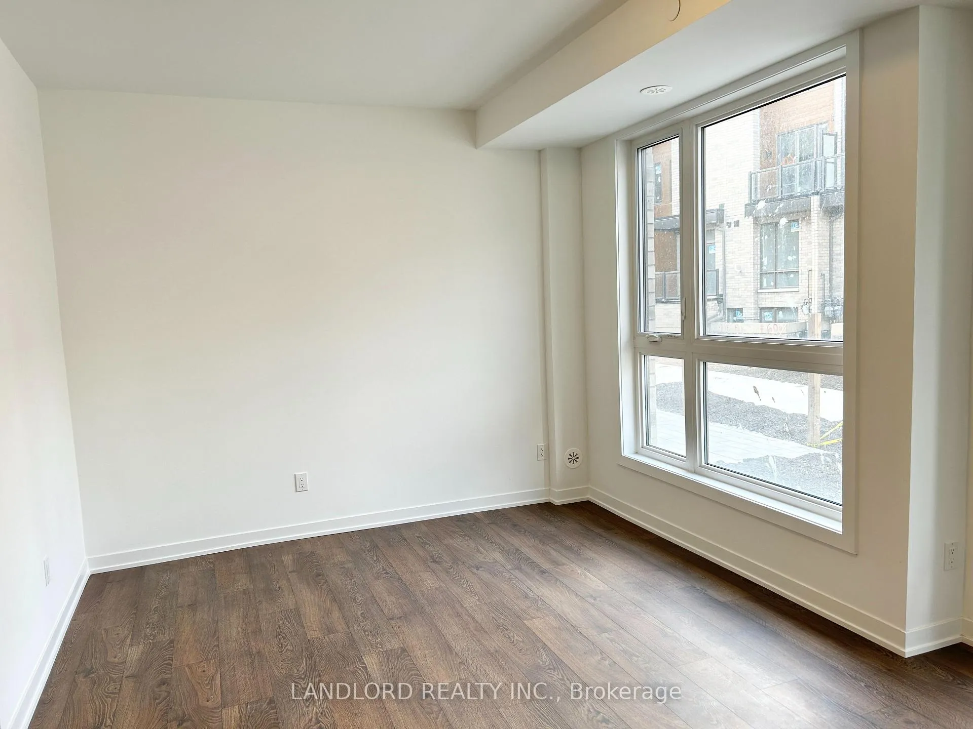 Photo 7 of Unit 4, 88 Turtle Island Road, Toronto, Englemount-Lawrence — HOMEH