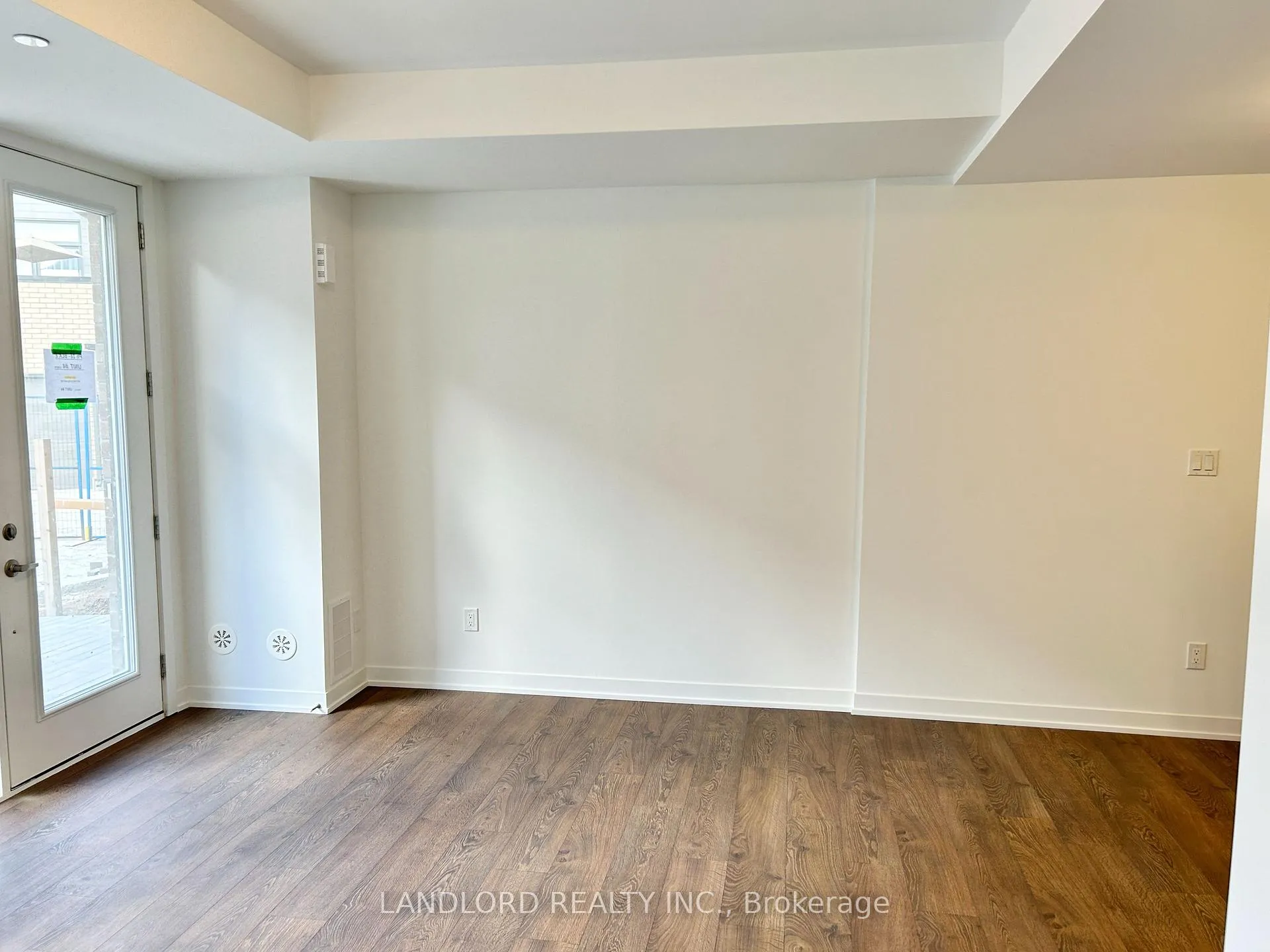 Photo 8 of Unit 4, 88 Turtle Island Road, Toronto, Englemount-Lawrence — HOMEH