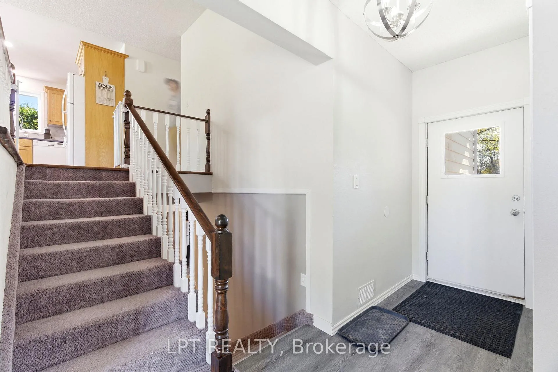 Photo 6 of 168 Ann Street, North Middlesex, Parkhill — HOMEH