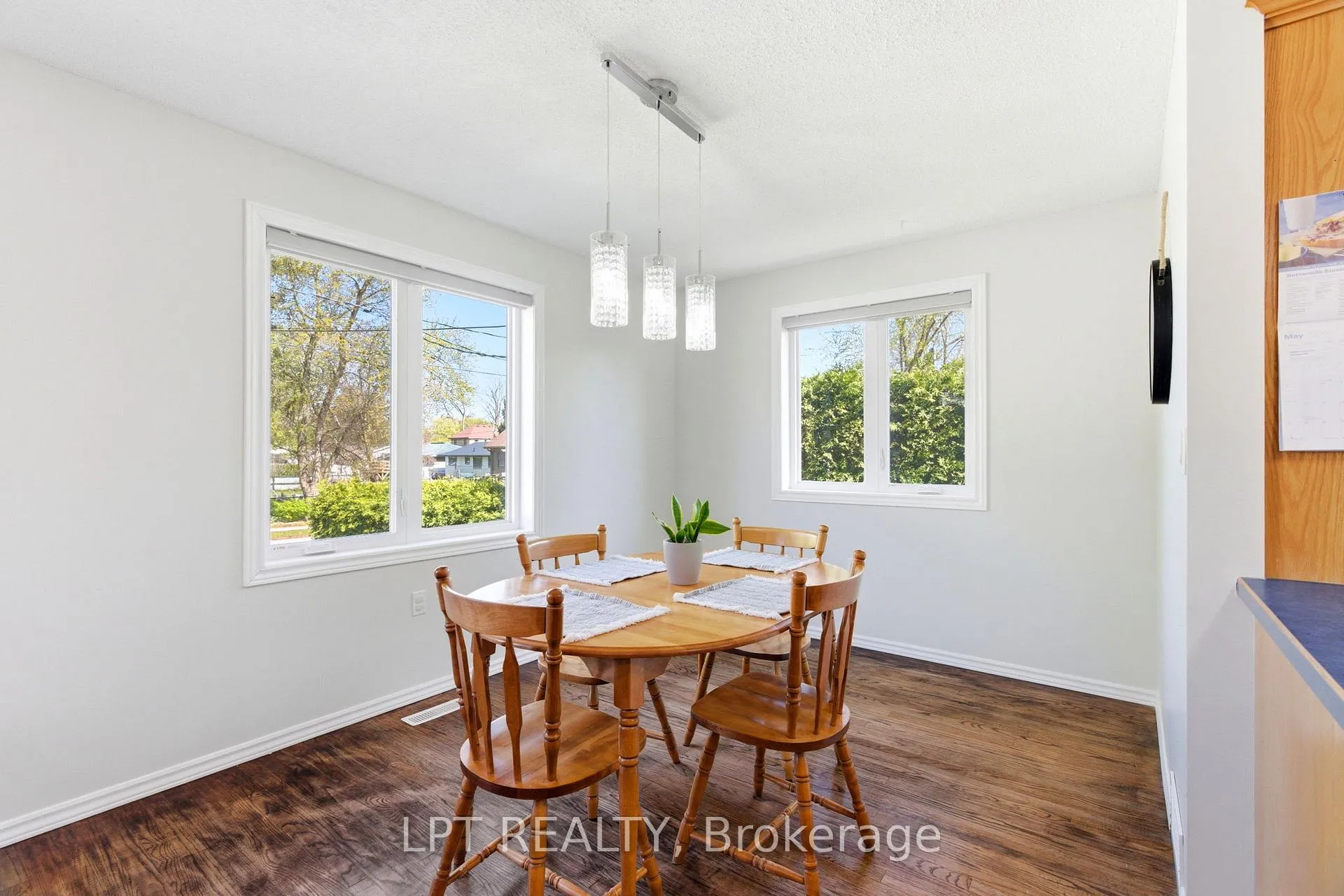 Photo 11 of 168 Ann Street, North Middlesex, Parkhill — HOMEH