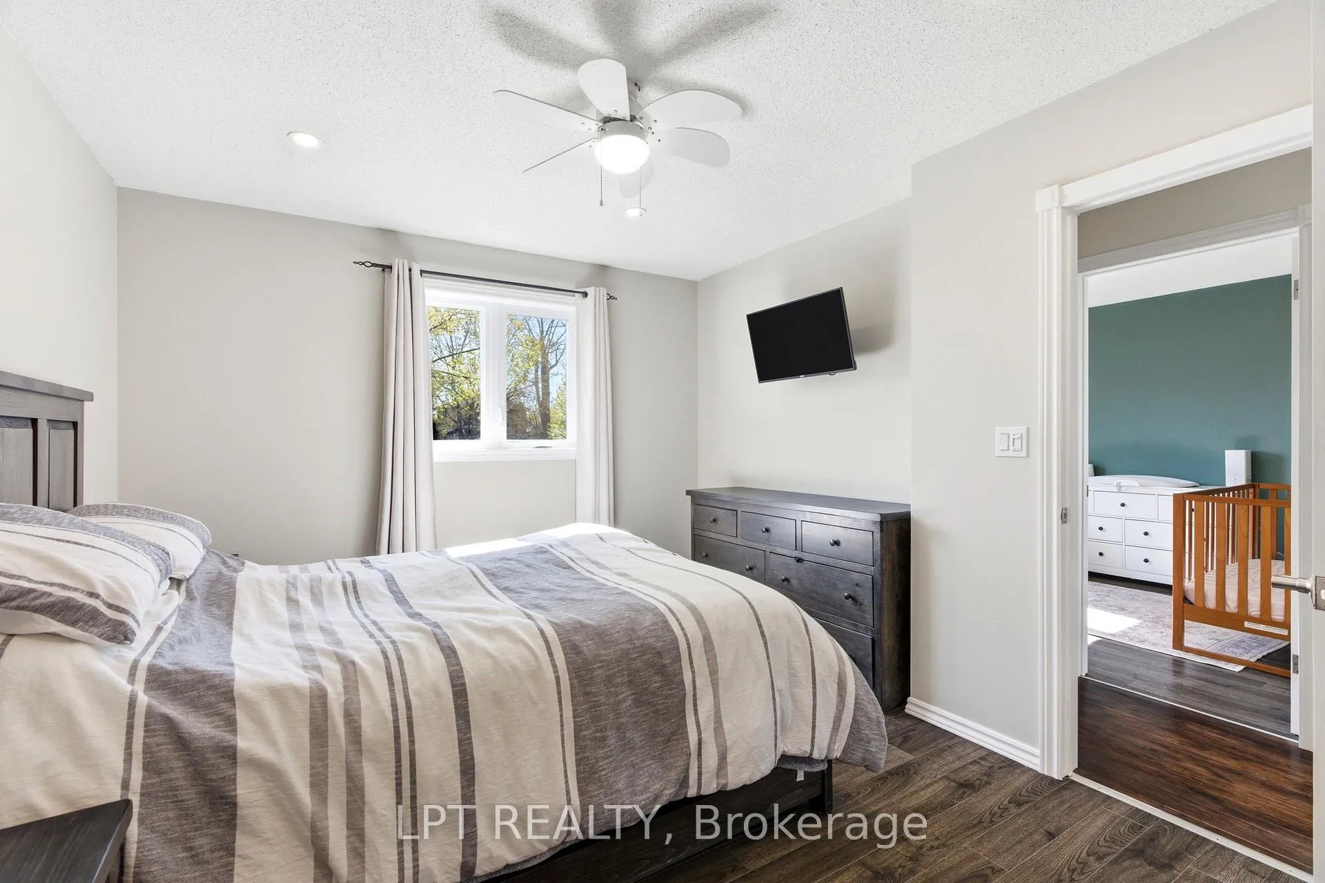 Photo 23 of 168 Ann Street, North Middlesex, Parkhill — HOMEH