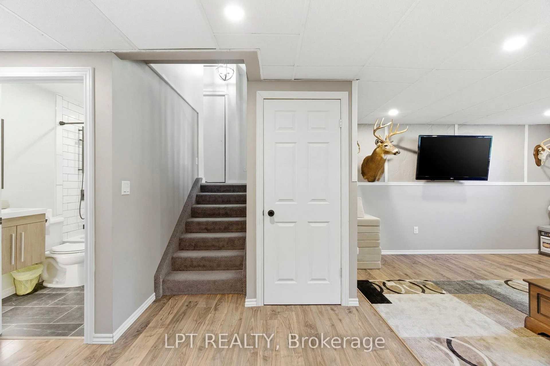 Photo 29 of 168 Ann Street, North Middlesex, Parkhill — HOMEH
