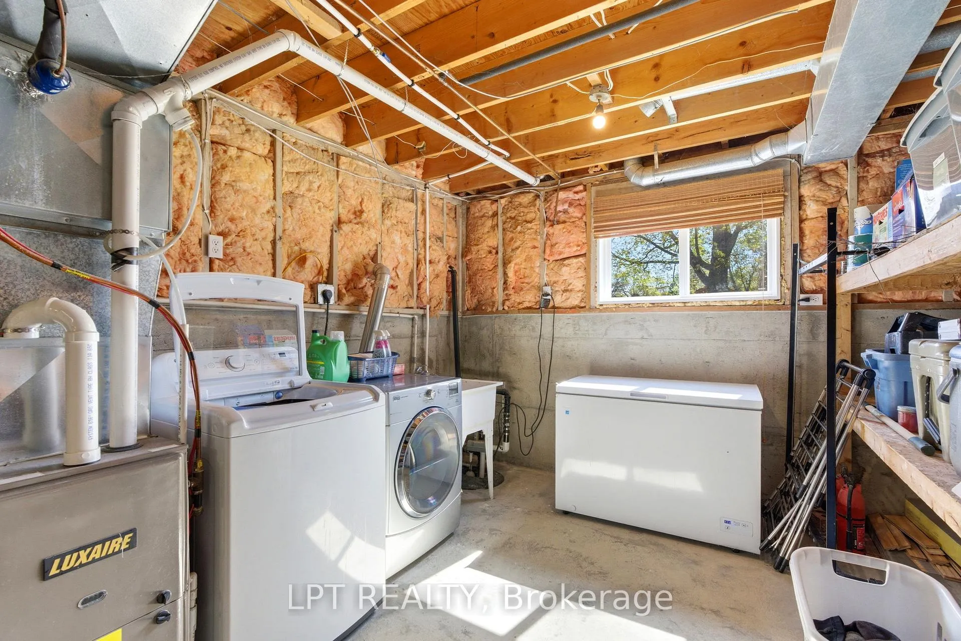 Photo 36 of 168 Ann Street, North Middlesex, Parkhill — HOMEH