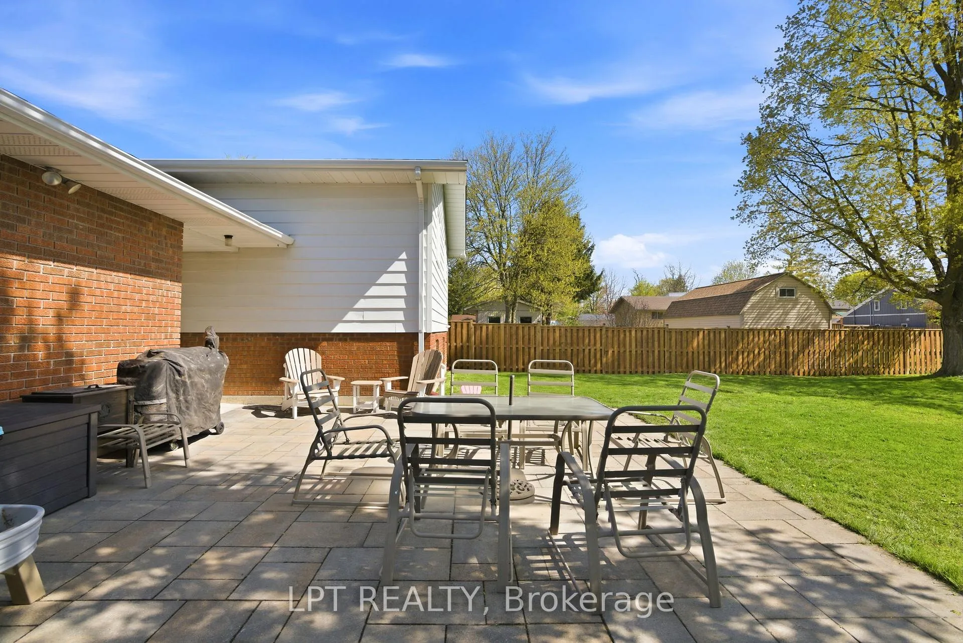 Photo 37 of 168 Ann Street, North Middlesex, Parkhill — HOMEH