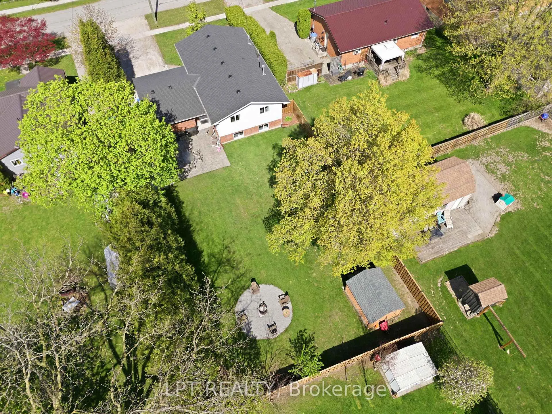 Photo 46 of 168 Ann Street, North Middlesex, Parkhill — HOMEH