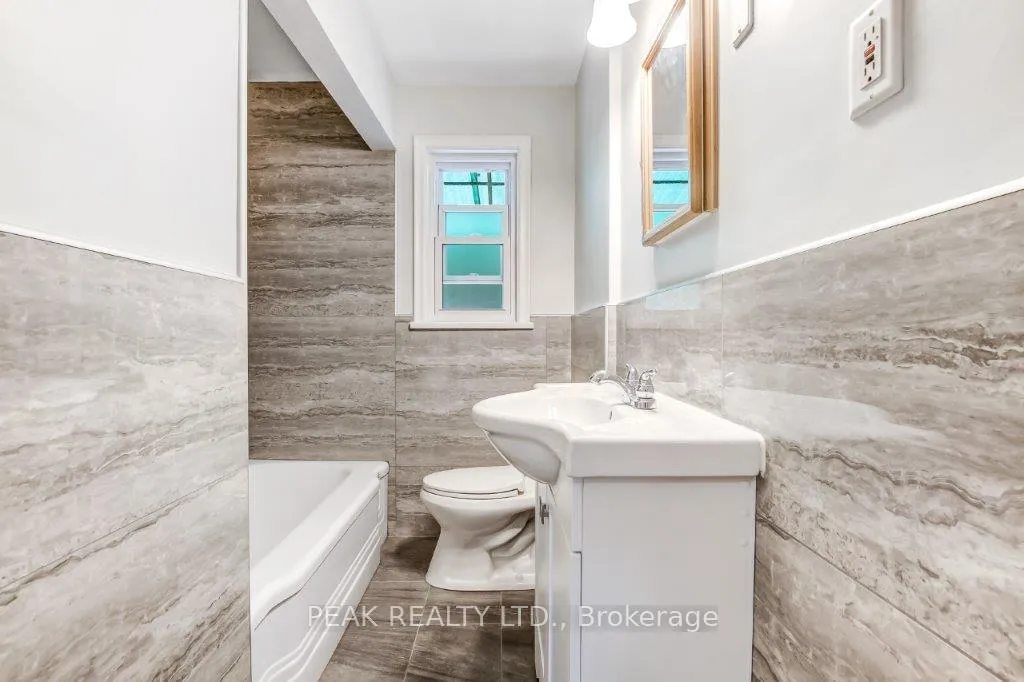Photo 7 of 25 Henry Street, Brantford, Terrace Hill — HOMEH