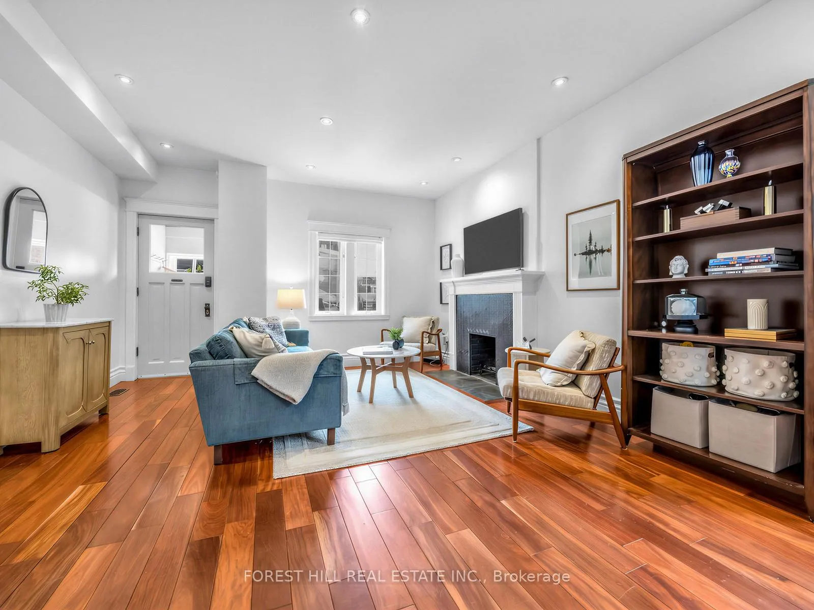 Photo 4 of 94 Somerset Avenue, Toronto, Wychwood — HOMEH