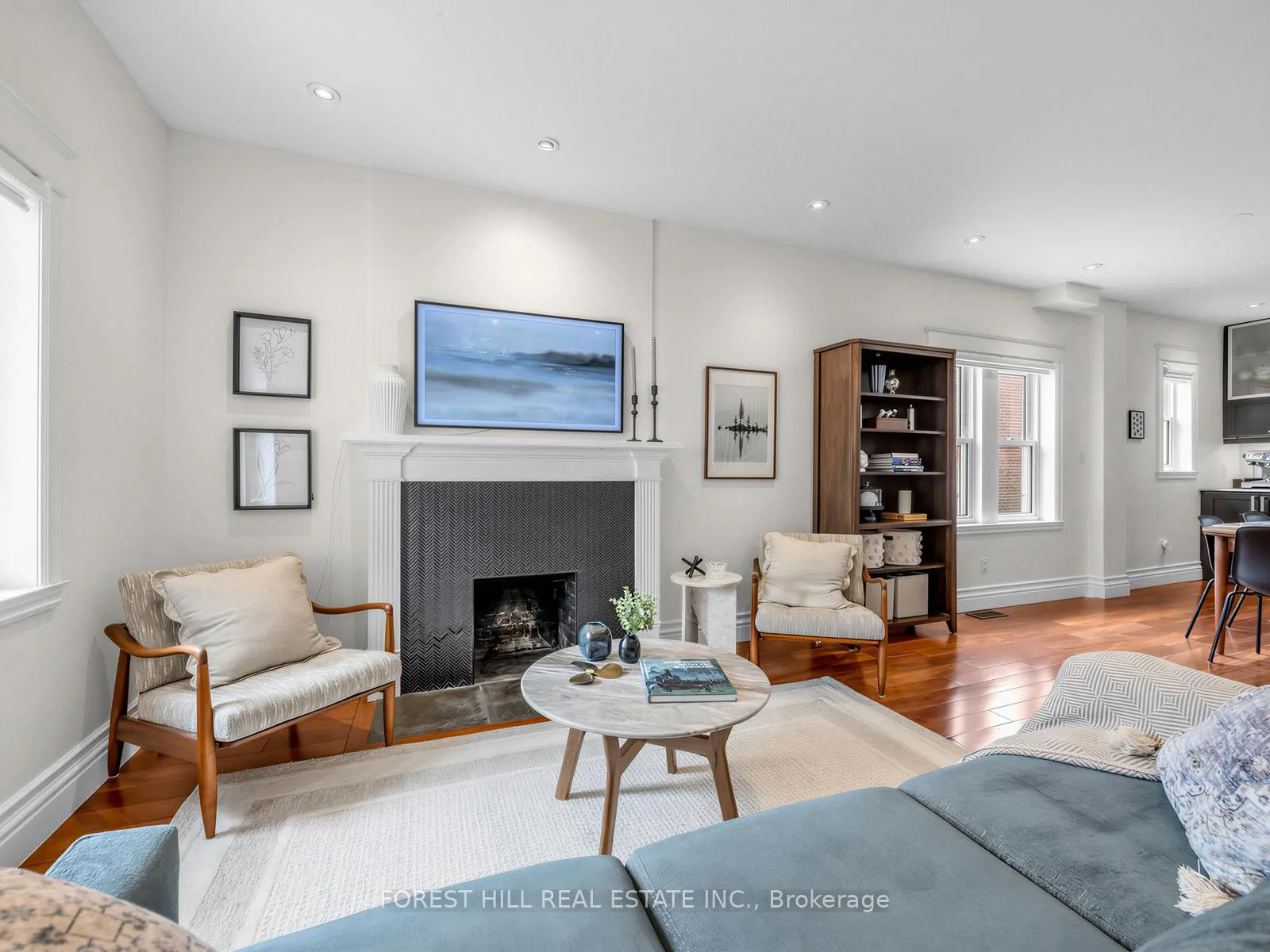 Photo 5 of 94 Somerset Avenue, Toronto, Wychwood — HOMEH