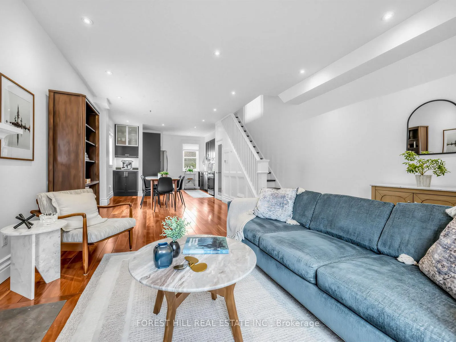 Photo 7 of 94 Somerset Avenue, Toronto, Wychwood — HOMEH