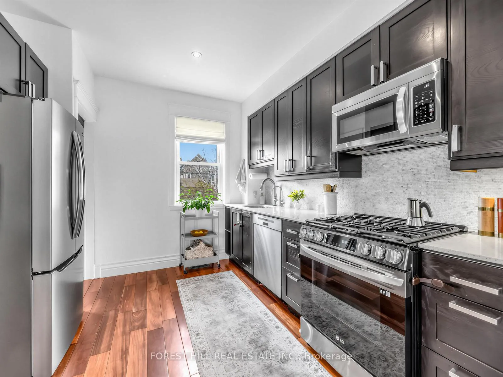 Photo 10 of 94 Somerset Avenue, Toronto, Wychwood — HOMEH