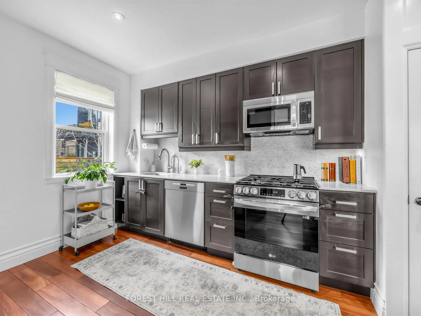 Photo 11 of 94 Somerset Avenue, Toronto, Wychwood — HOMEH