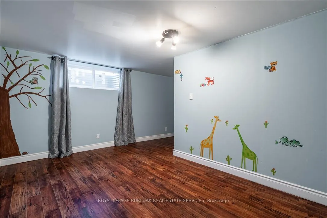 Photo 16 of Unit 16, 117 Bonaventure Drive, Hamilton, Gilbert — HOMEH