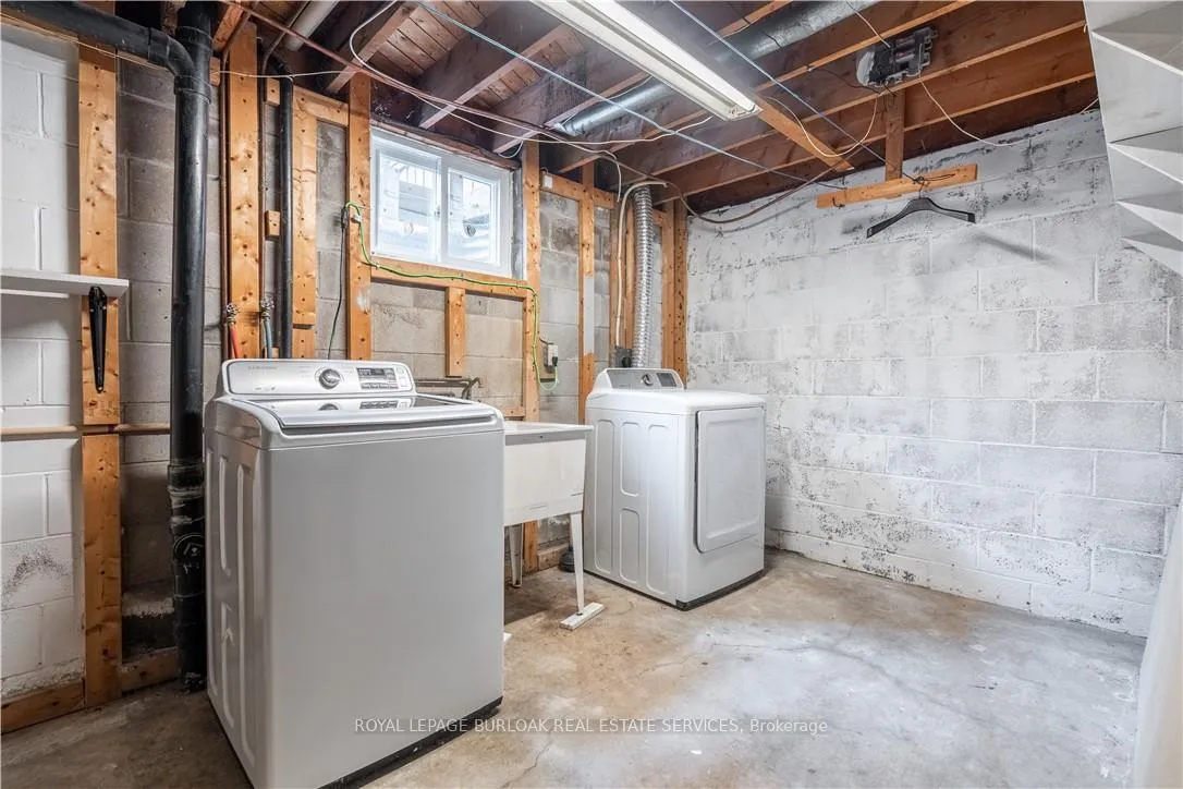 Photo 17 of Unit 16, 117 Bonaventure Drive, Hamilton, Gilbert — HOMEH