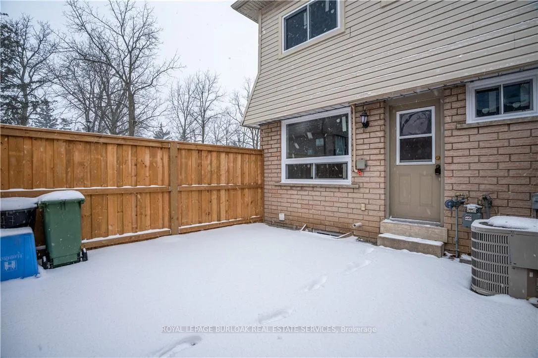 Photo 20 of Unit 16, 117 Bonaventure Drive, Hamilton, Gilbert — HOMEH