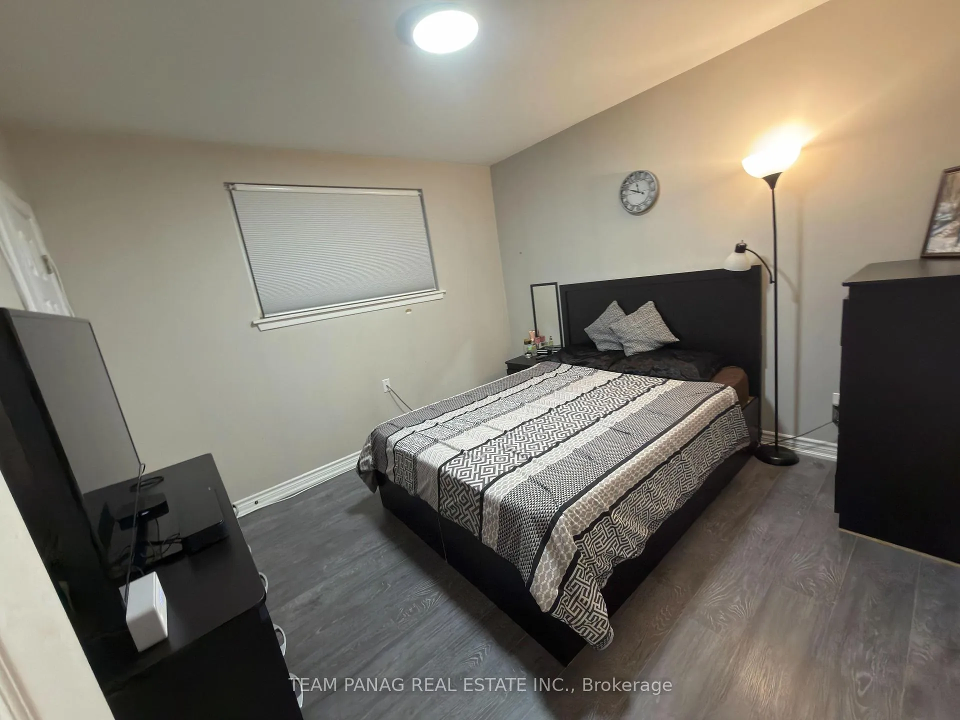 Photo 13 of 9 Appleby Drive, Brampton, Avondale — HOMEH