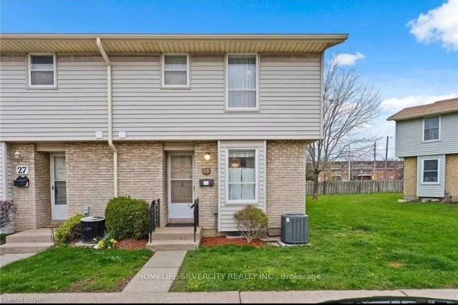 Photo 2 of Unit 28, 242 Lakeport Road, St. Catharines, Lakeport — HOMEH