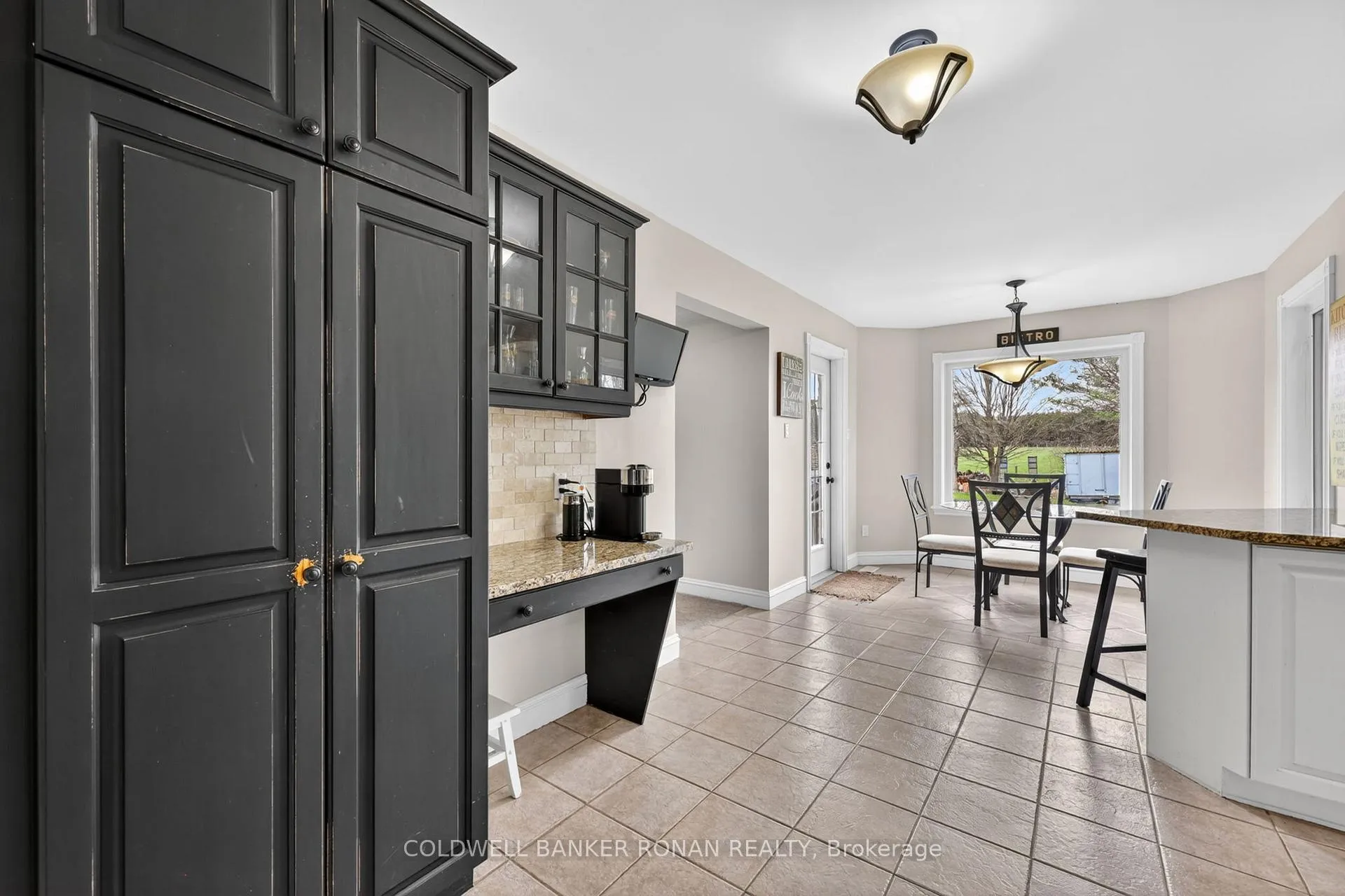 Photo 10 of 4269 Concession 12, Clearview, Rural Clearview — HOMEH