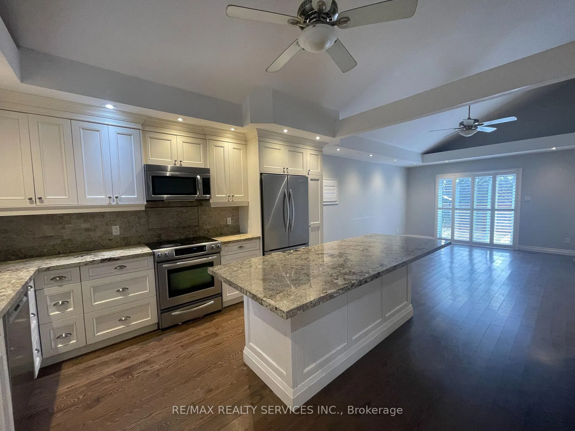 Photo 7 of 109 River Road, Brampton, Huttonville — HOMEH