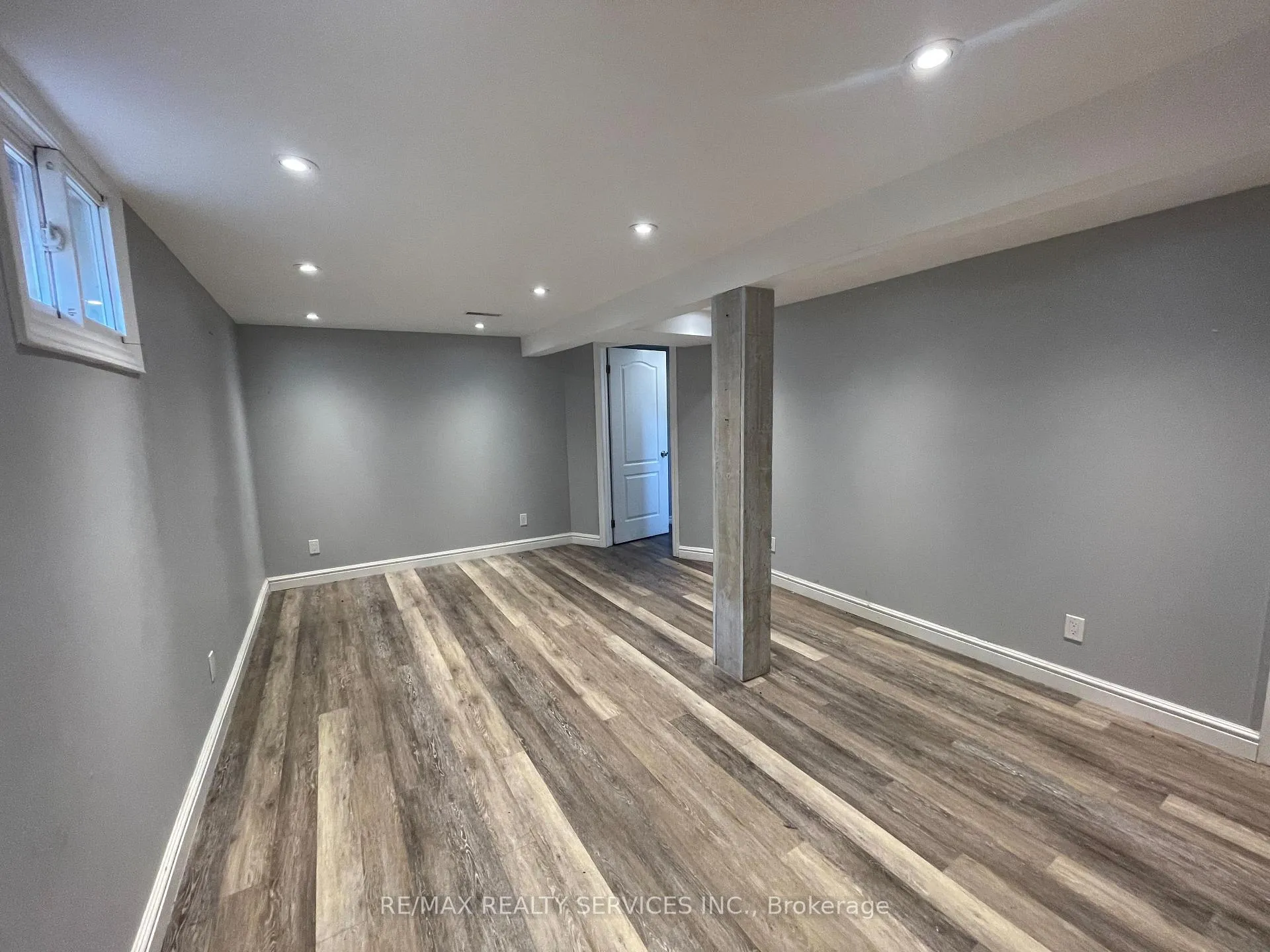 Photo 16 of 109 River Road, Brampton, Huttonville — HOMEH