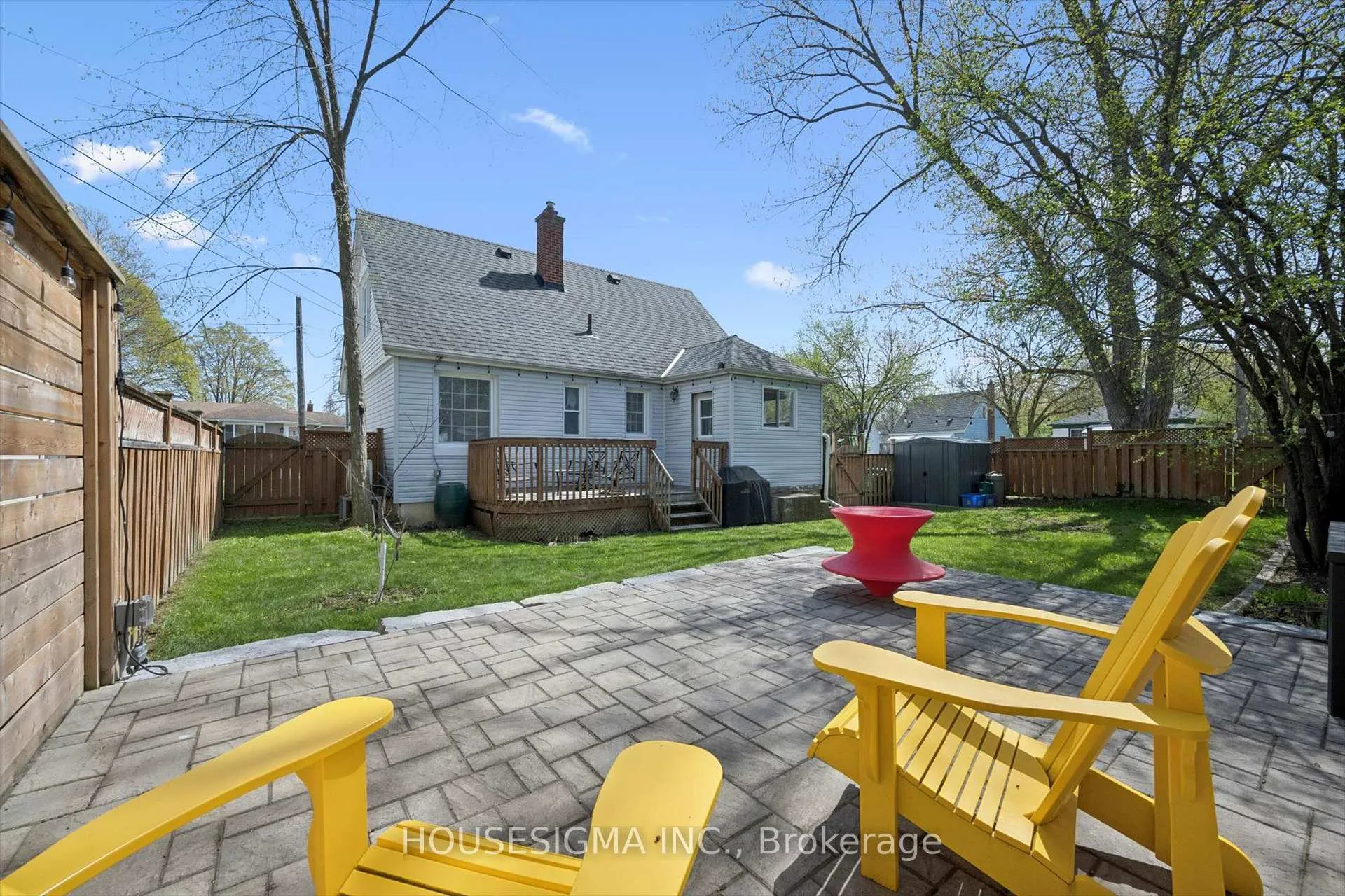 Photo 36 of 46 Seneca Drive, Kitchener — HOMEH