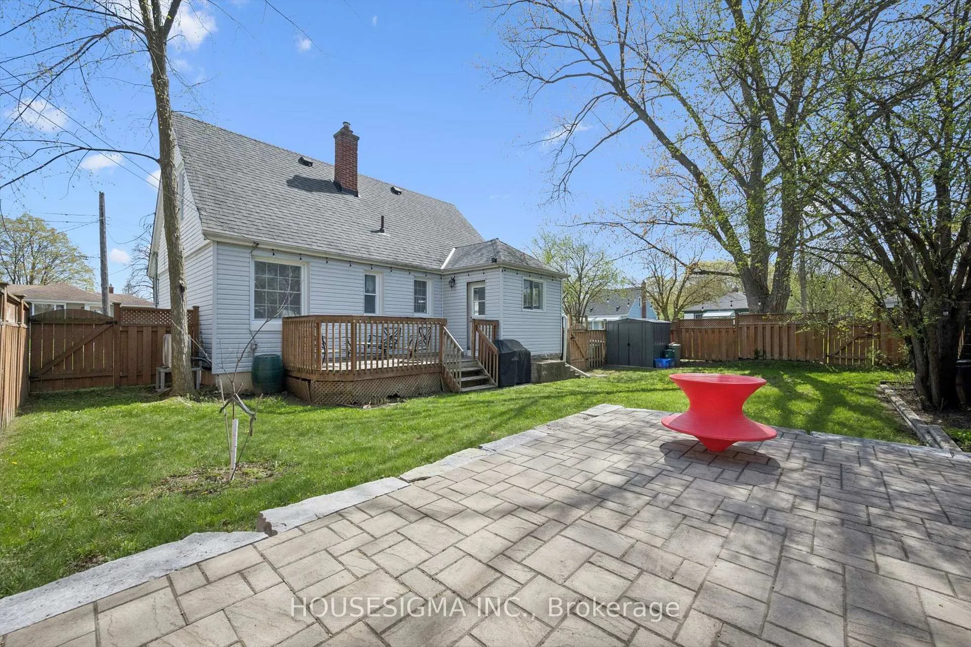 Photo 37 of 46 Seneca Drive, Kitchener — HOMEH