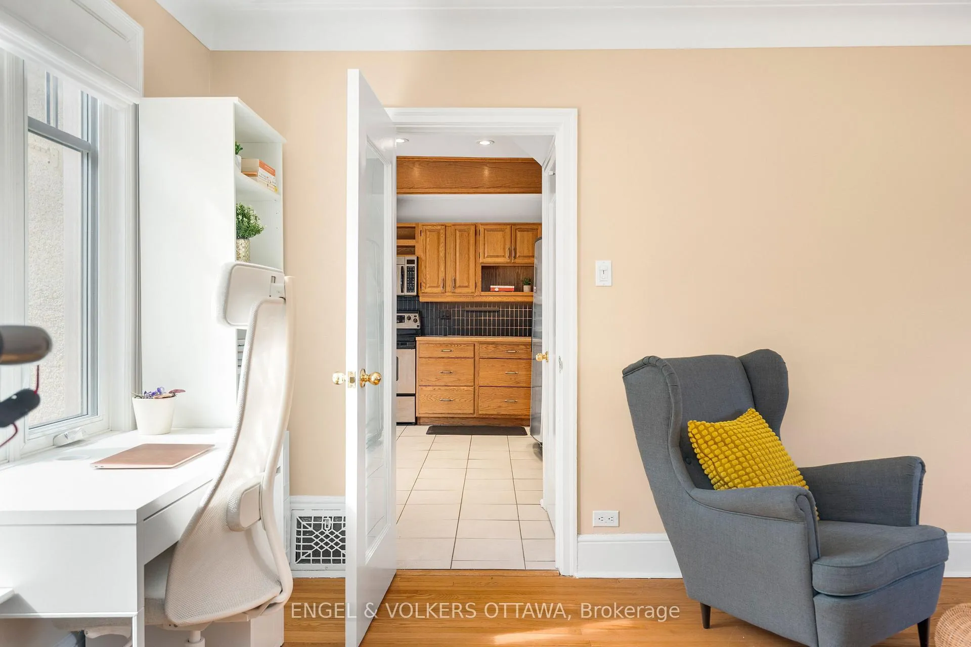 Photo 12 of 112 Springfield Road, Ottawa, Lindenlea — HOMEH
