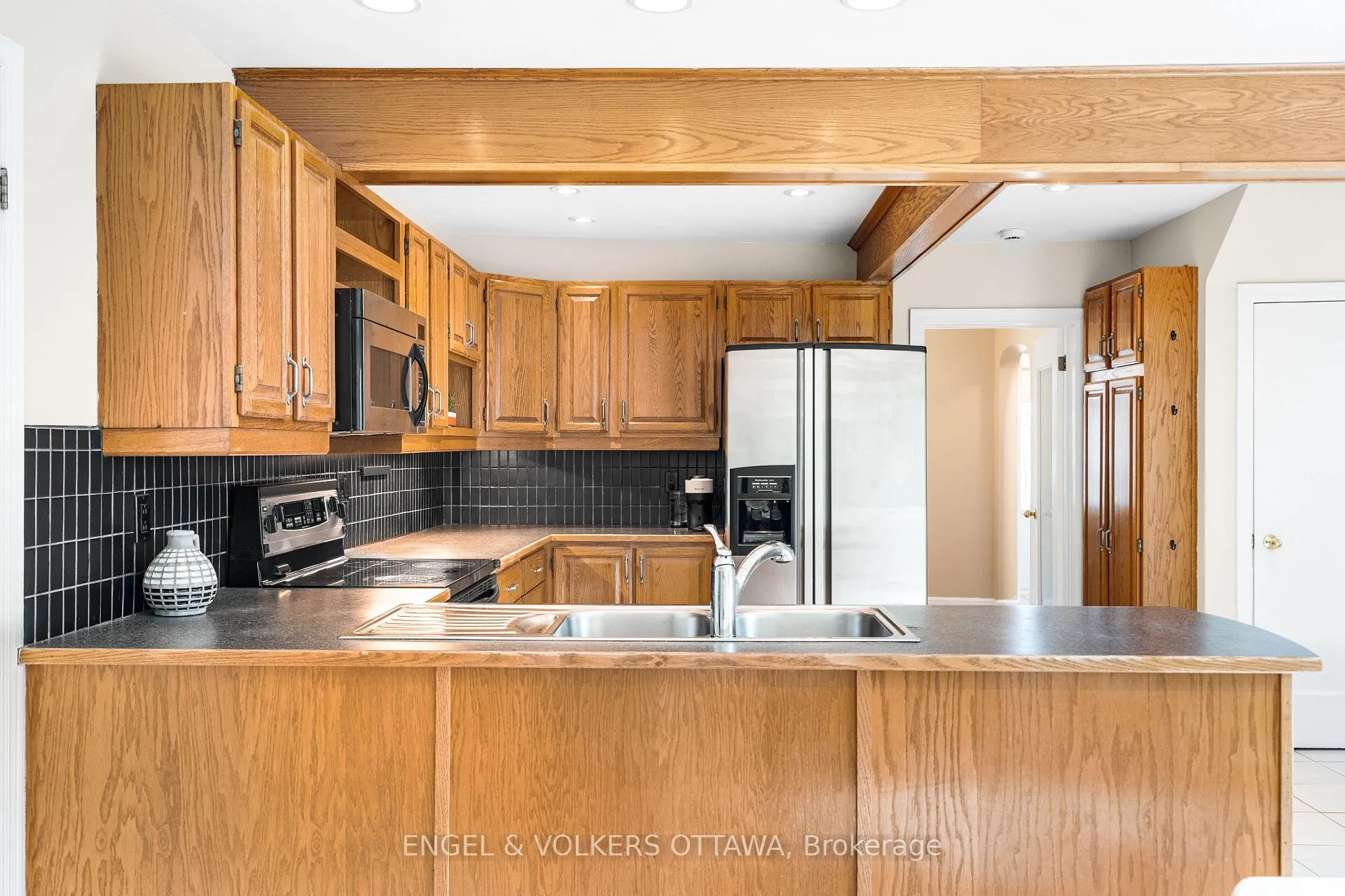 Photo 16 of 112 Springfield Road, Ottawa, Lindenlea — HOMEH