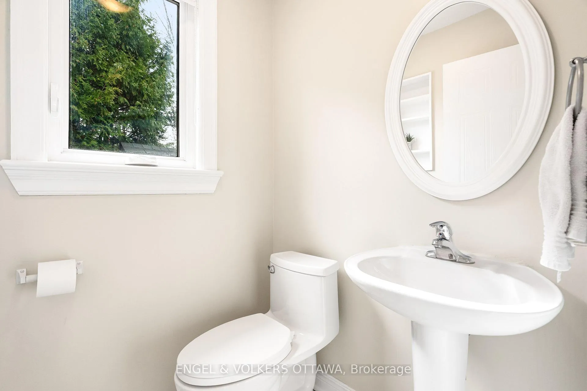 Photo 26 of 112 Springfield Road, Ottawa, Lindenlea — HOMEH