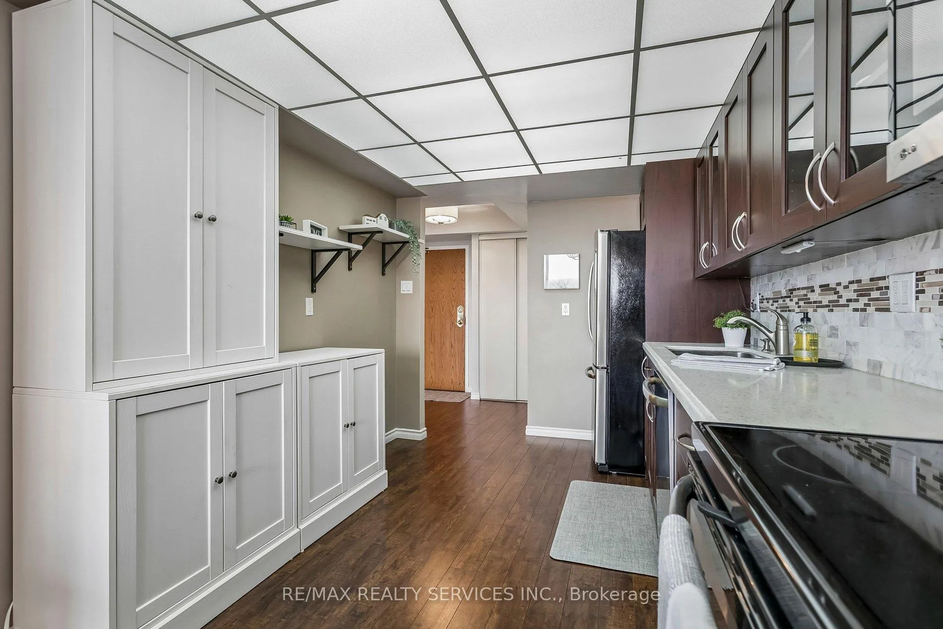 Photo 12 of Unit 1108, 320 Mill Street S, Brampton, Brampton South — HOMEH