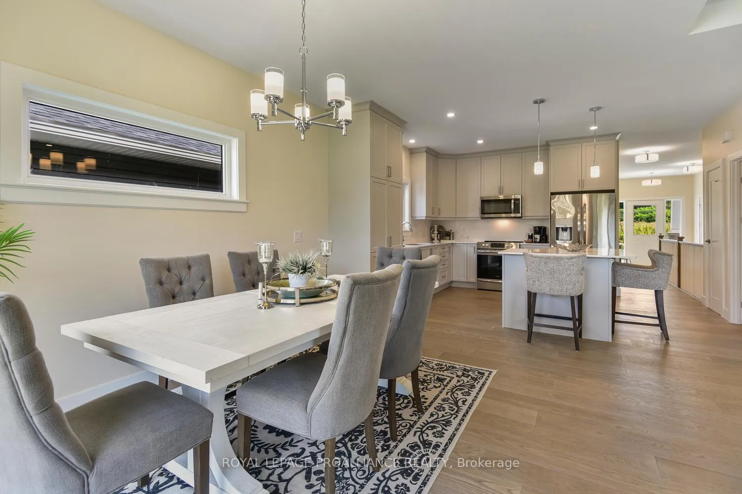 Photo 14 of 33 Douglas Marshall Crescent, Brockville — HOMEH
