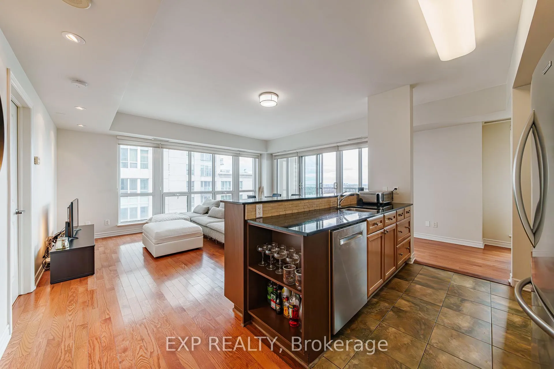Photo 10 of Unit 2008, 200 Rideau Street, Ottawa, Sandy Hill — HOMEH