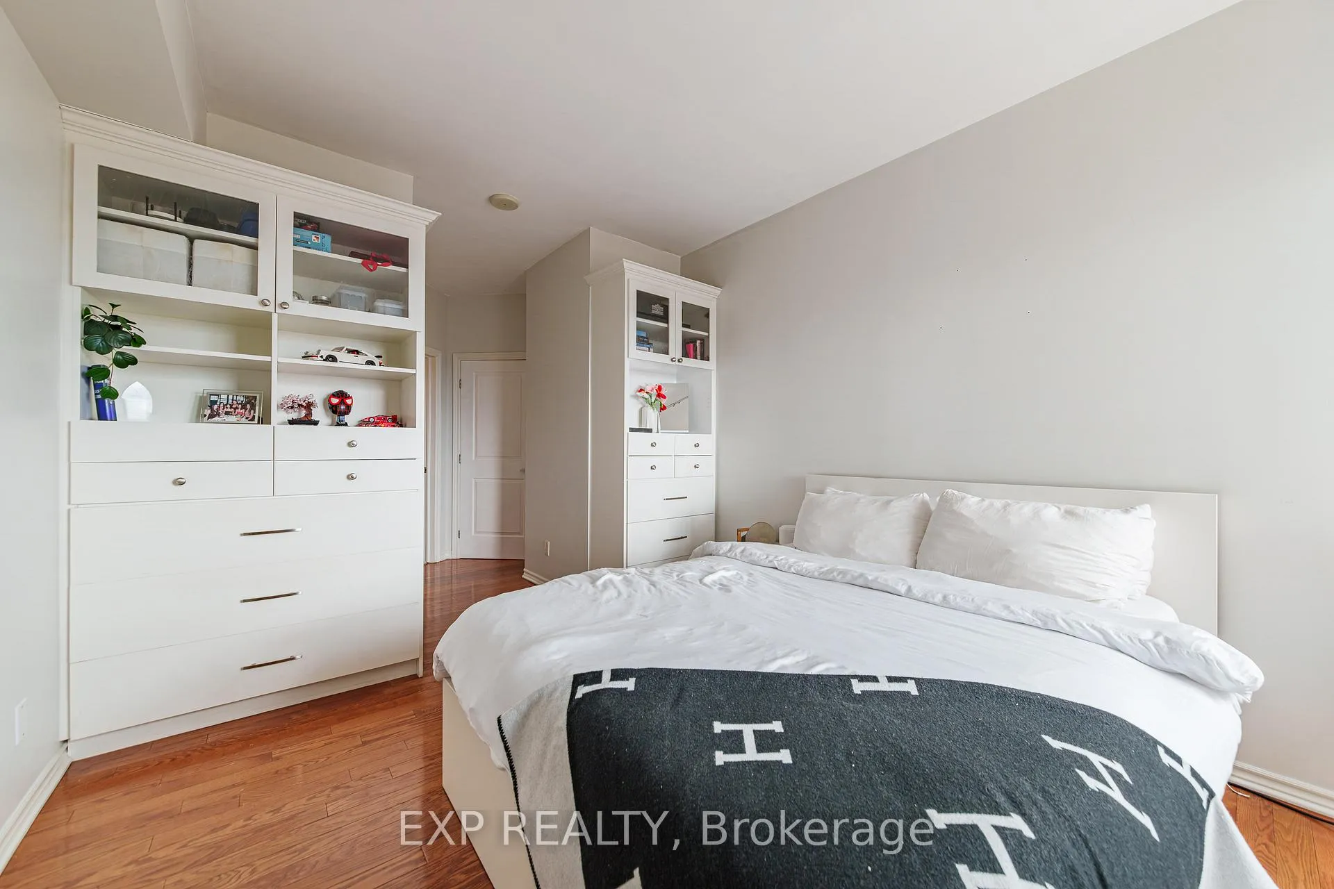 Photo 16 of Unit 2008, 200 Rideau Street, Ottawa, Sandy Hill — HOMEH