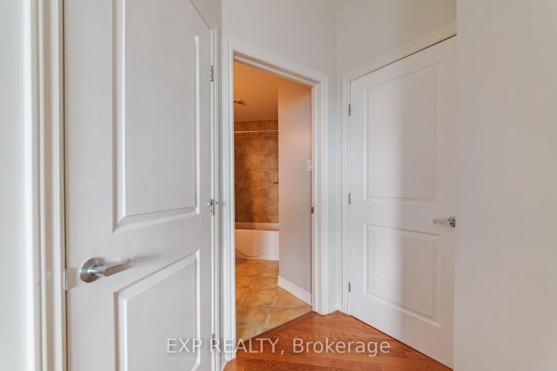 Photo 17 of Unit 2008, 200 Rideau Street, Ottawa, Sandy Hill — HOMEH