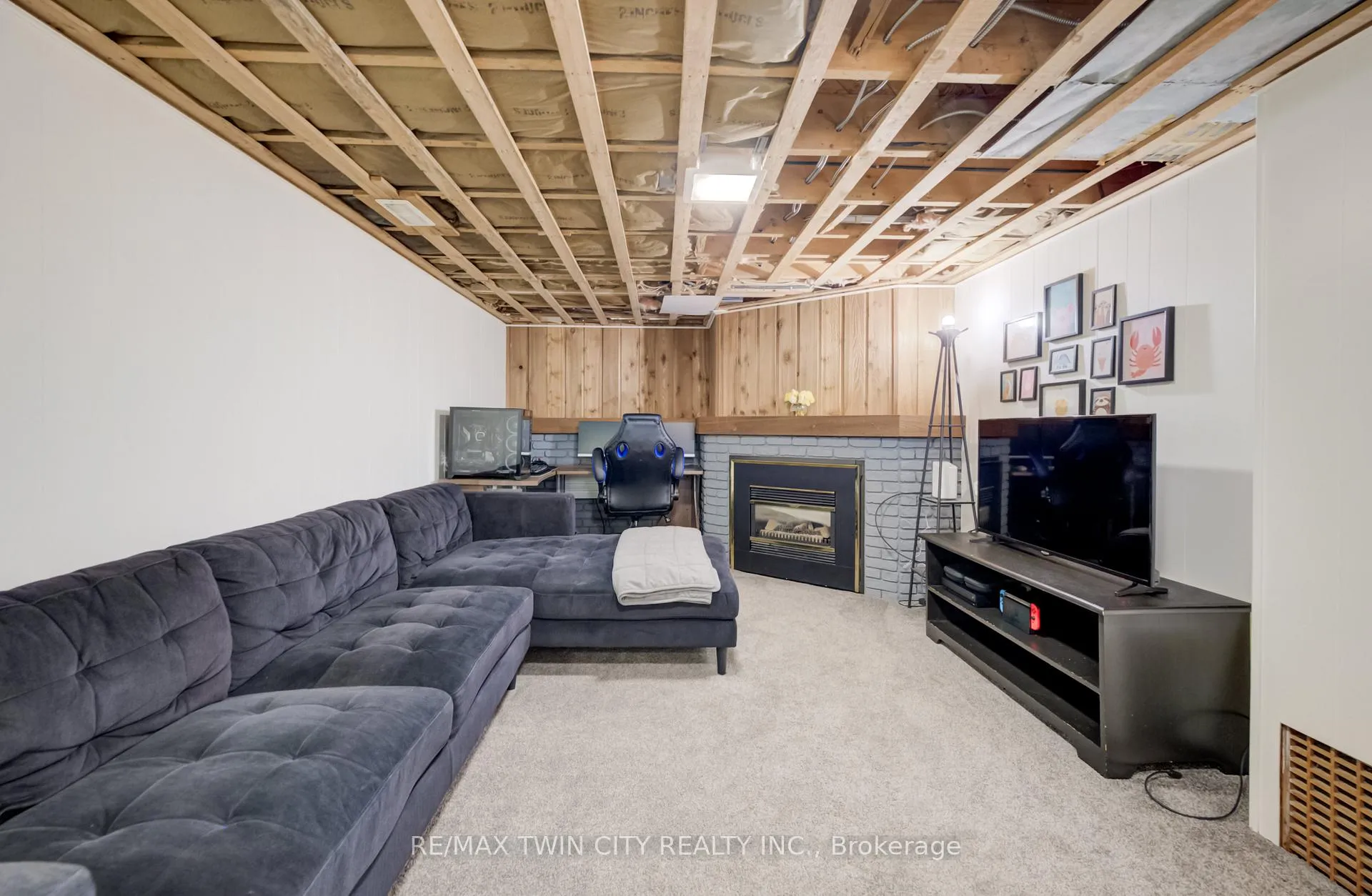 Photo 19 of 57 Jack Avenue, Kitchener — HOMEH