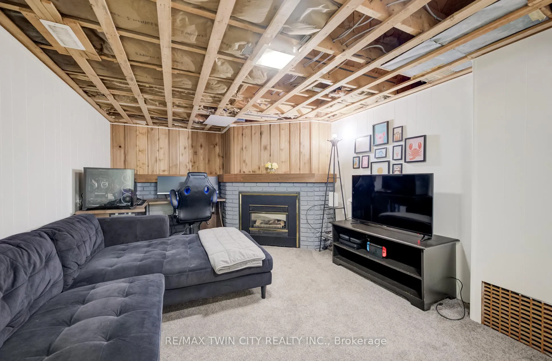 Photo 20 of 57 Jack Avenue, Kitchener — HOMEH