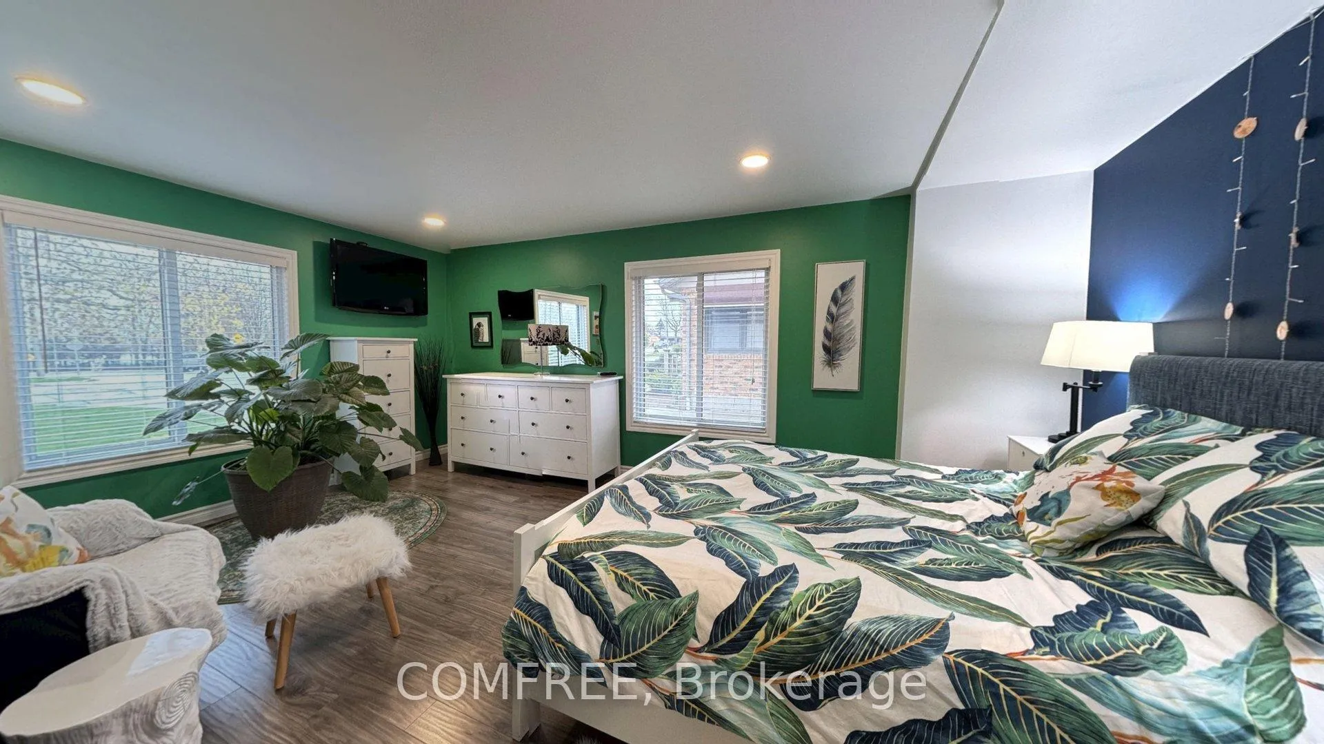 Photo 20 of 21 Seacliff Drive W, Leamington — HOMEH