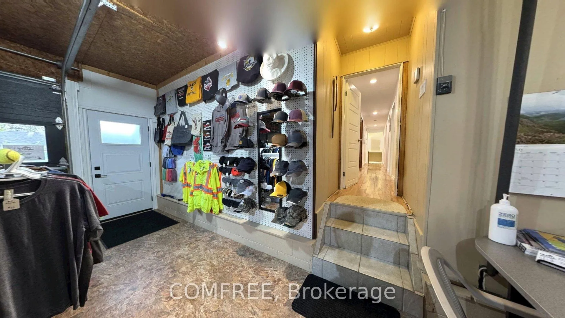 Photo 36 of 21 Seacliff Drive W, Leamington — HOMEH