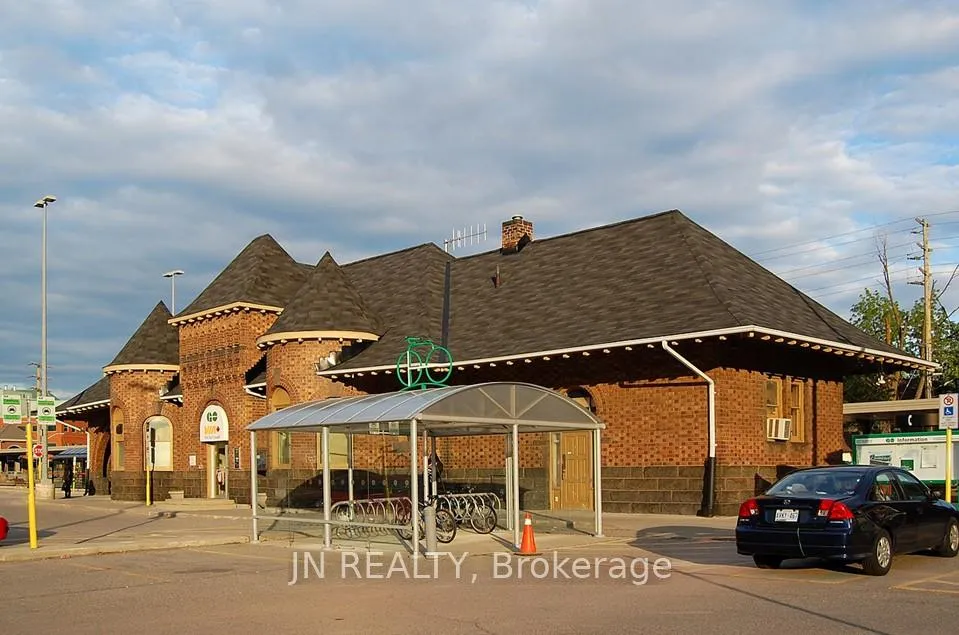 Photo 31 of 77 Nelson Street W, Brampton, Downtown Brampton — HOMEH