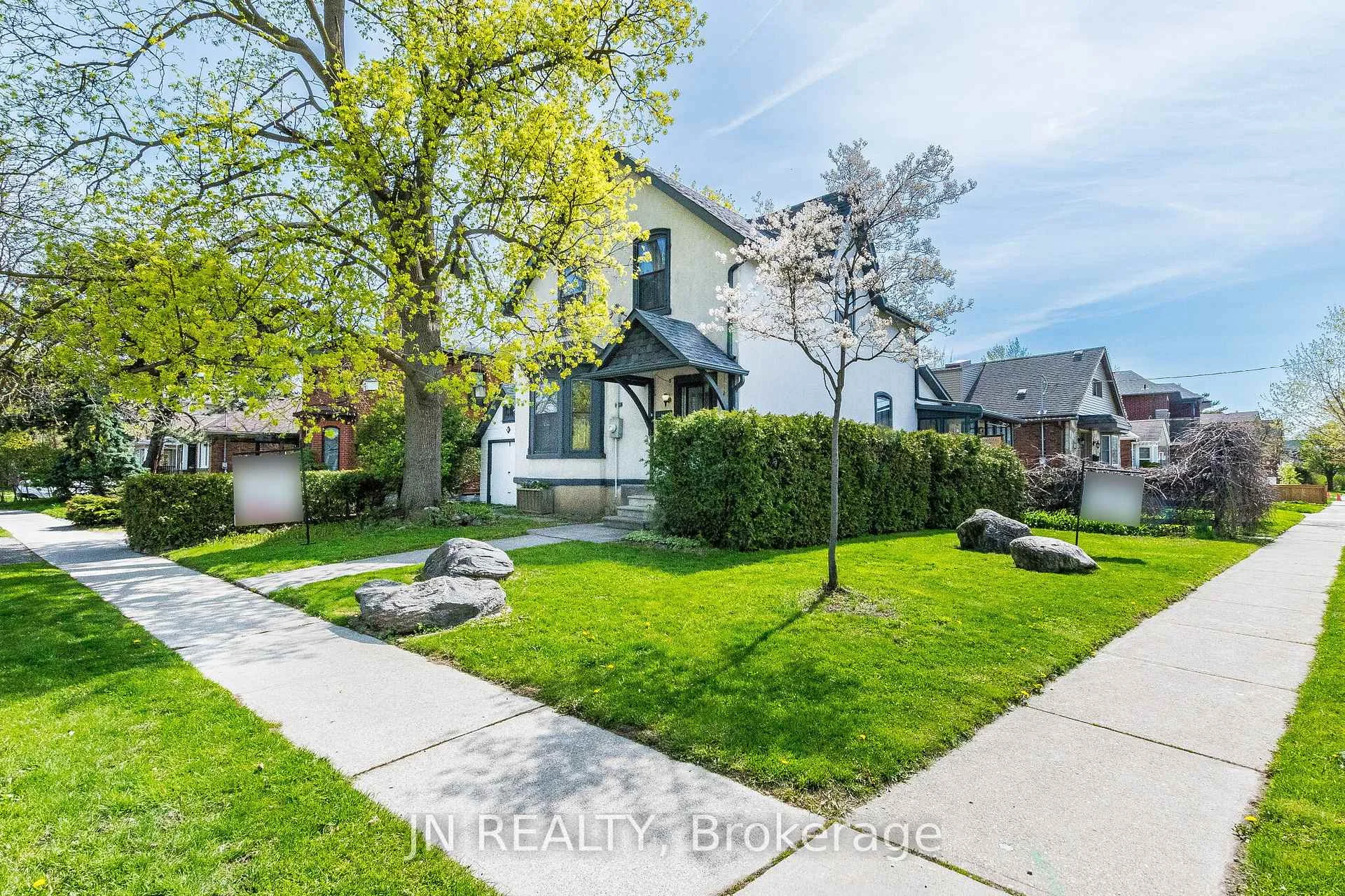 Photo 38 of 77 Nelson Street W, Brampton, Downtown Brampton — HOMEH