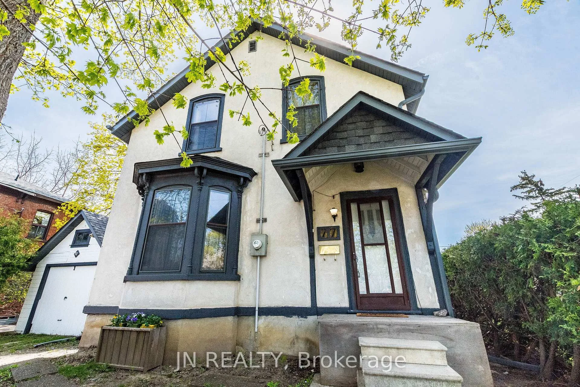 Photo 46 of 77 Nelson Street W, Brampton, Downtown Brampton — HOMEH