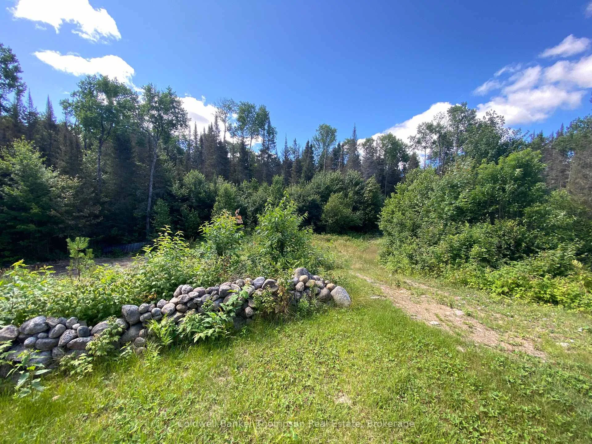 Photo 13 of 127 Chrest Drive, Machar — HOMEH