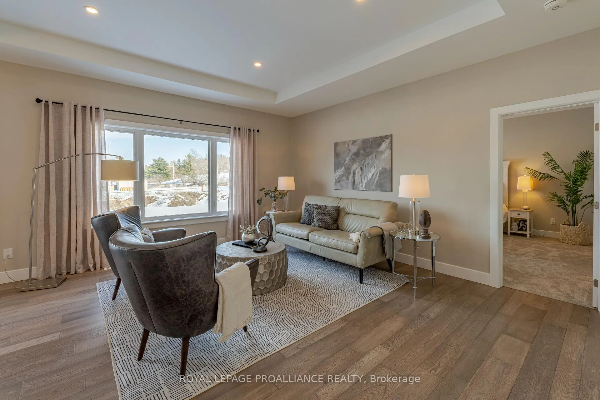 Photo 20 of 31 Douglas Marshall Crescent, Brockville — HOMEH